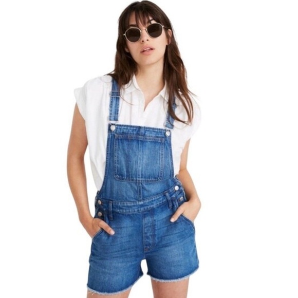 GAP Pants - GAP Denim Overall shorts Romper Size Small